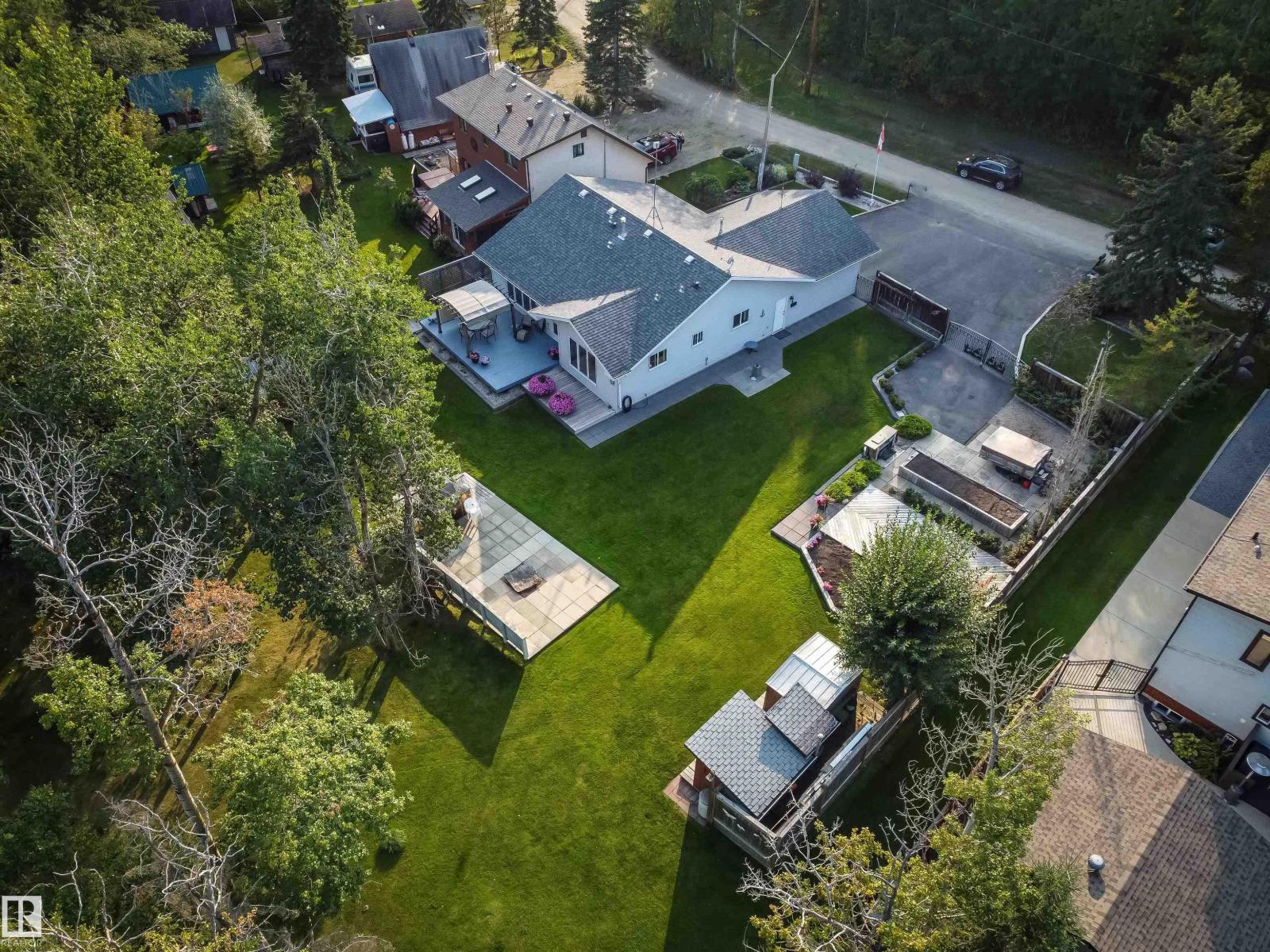 1087 10 St, Rural Lac Ste. Anne County, Alberta  T0E 1A0 - Photo 7 - E4468227