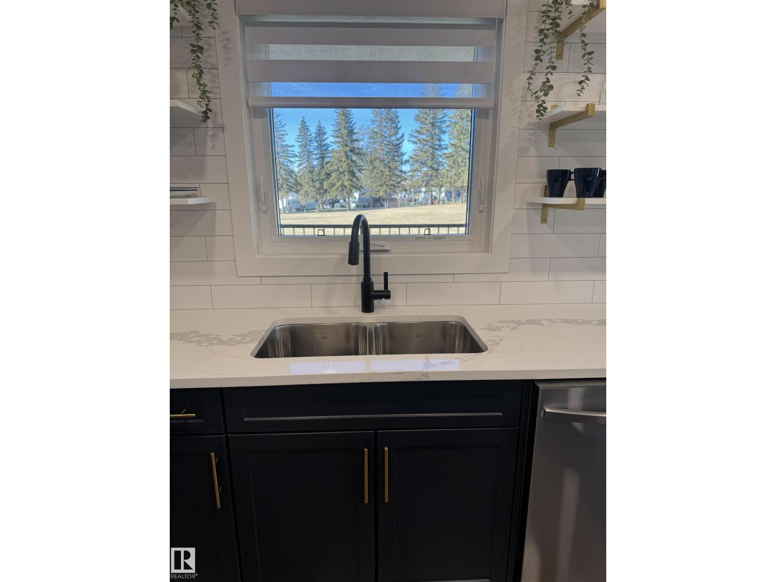 102 1 St, Rural Lac Ste. Anne County, Alberta  T0E 1A0 - Photo 24 - E4468887