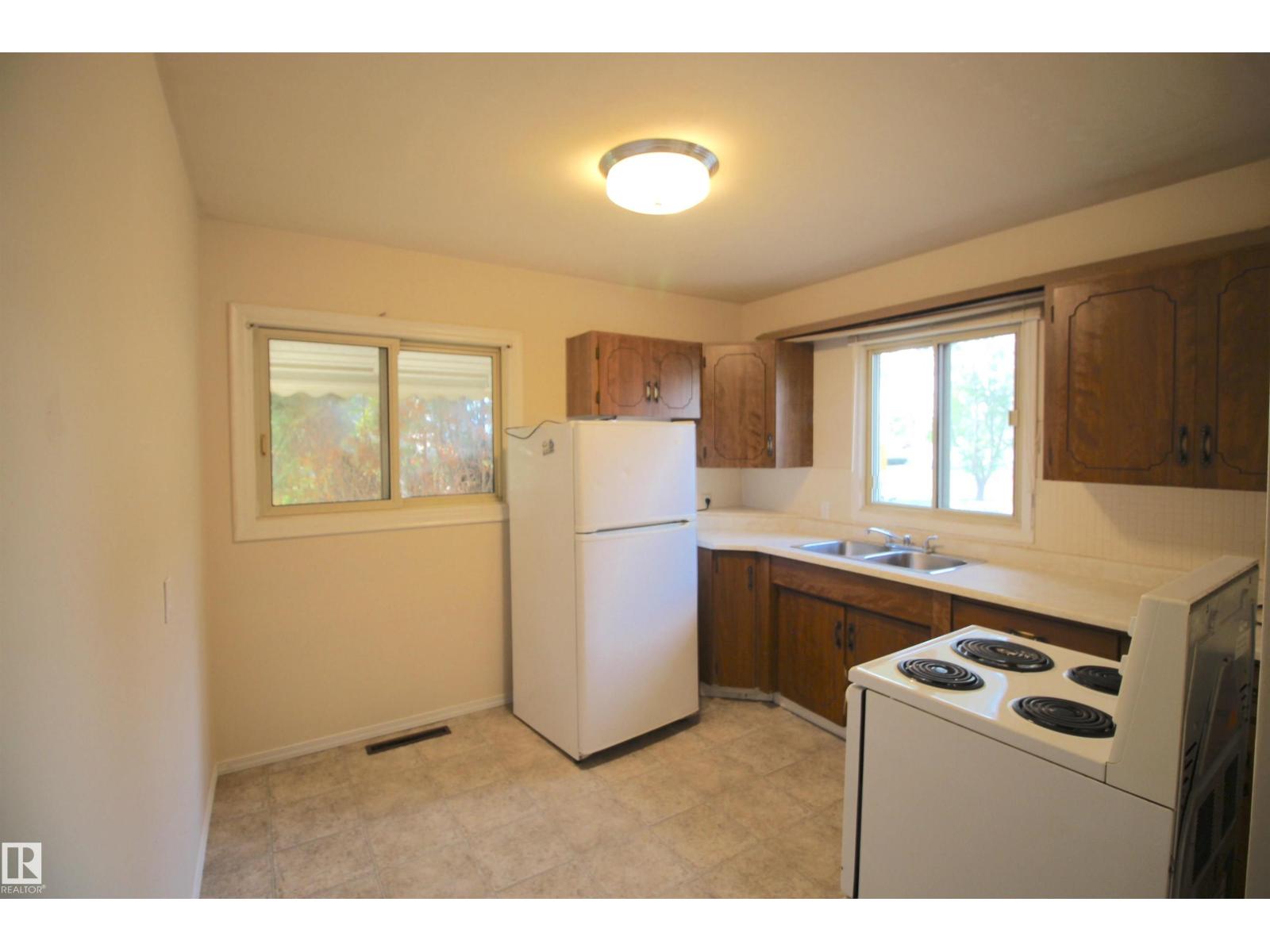 5021 48 St, Calmar, Alberta  T0C 0V0 - Photo 13 - E4469015