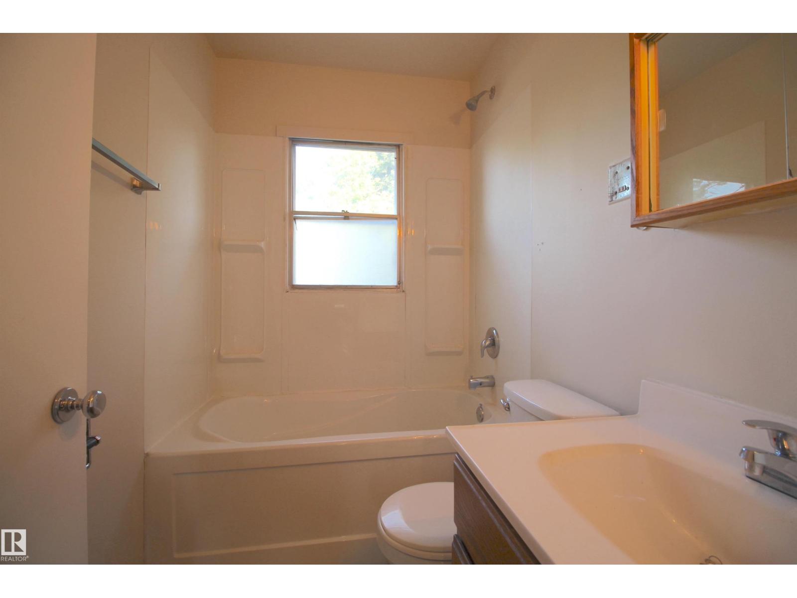 5021 48 St, Calmar, Alberta  T0C 0V0 - Photo 17 - E4469015