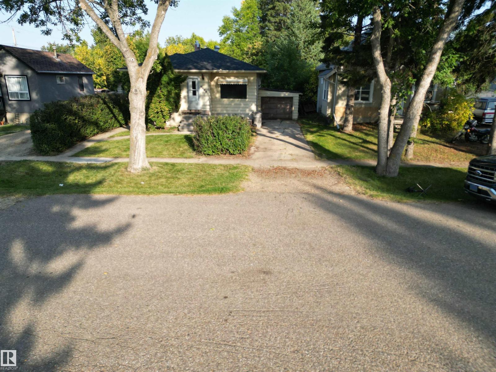 5021 48 St, Calmar, Alberta  T0C 0V0 - Photo 8 - E4469015