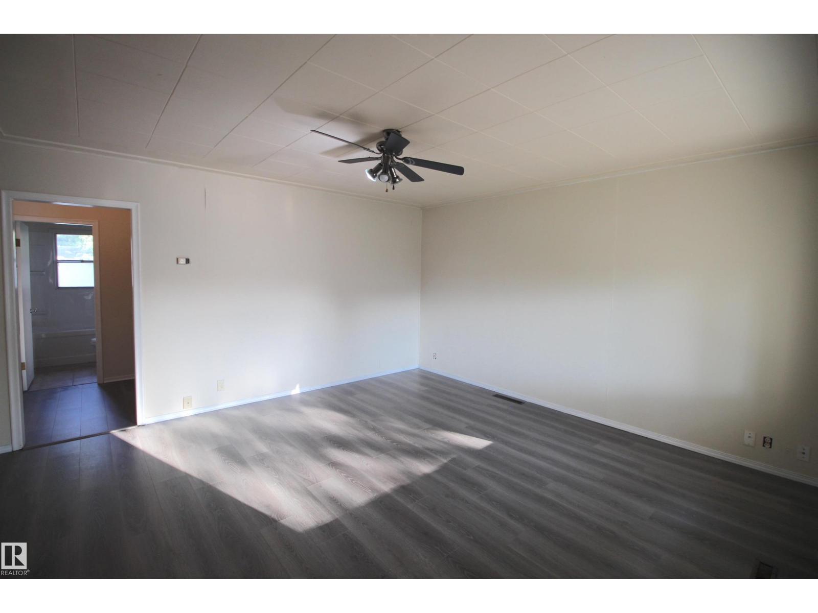 5021 48 St, Calmar, Alberta  T0C 0V0 - Photo 9 - E4469015