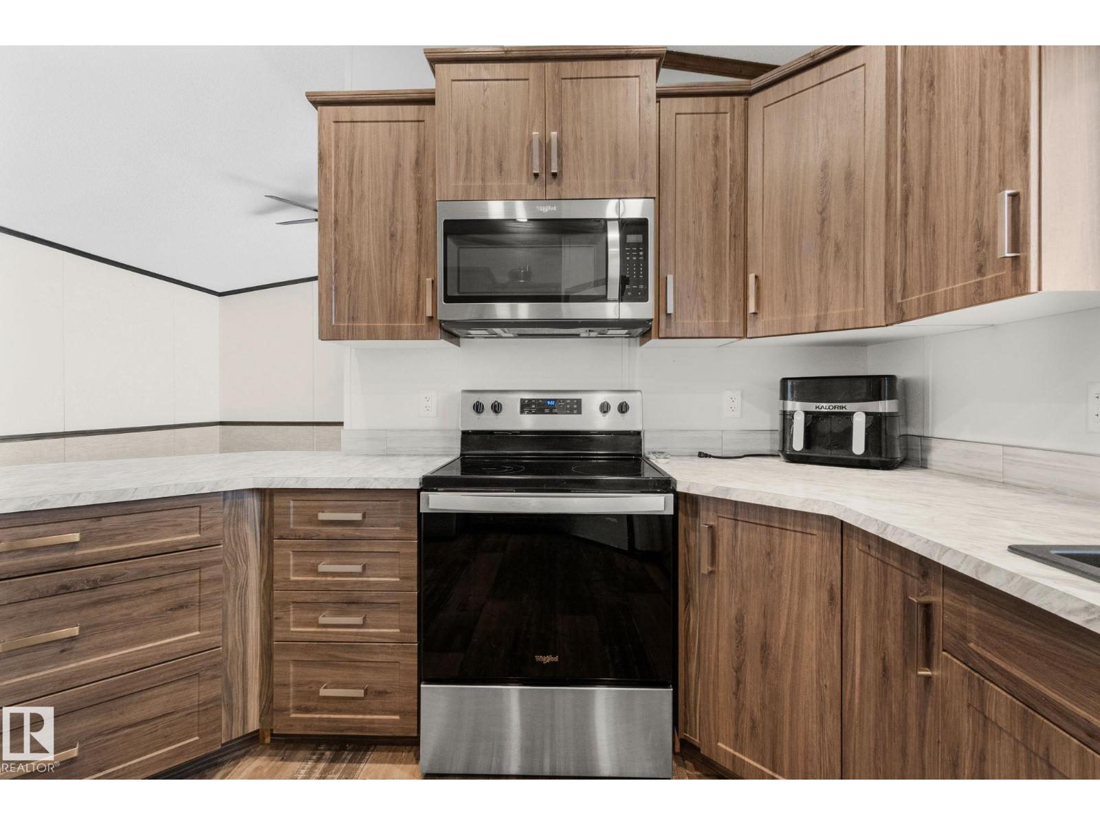 Unknown Address, ,    - Photo 1 - E4469065