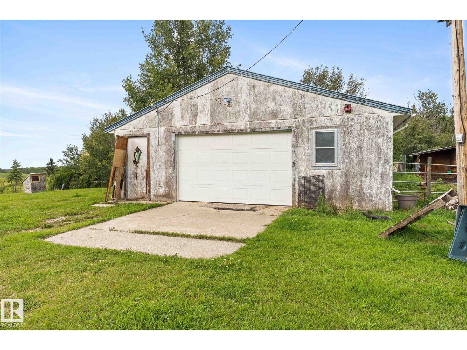 1308 Twp Road 552, Rural Lac Ste. Anne County, Alberta  T0E 1V0 - Photo 49 - E4469117