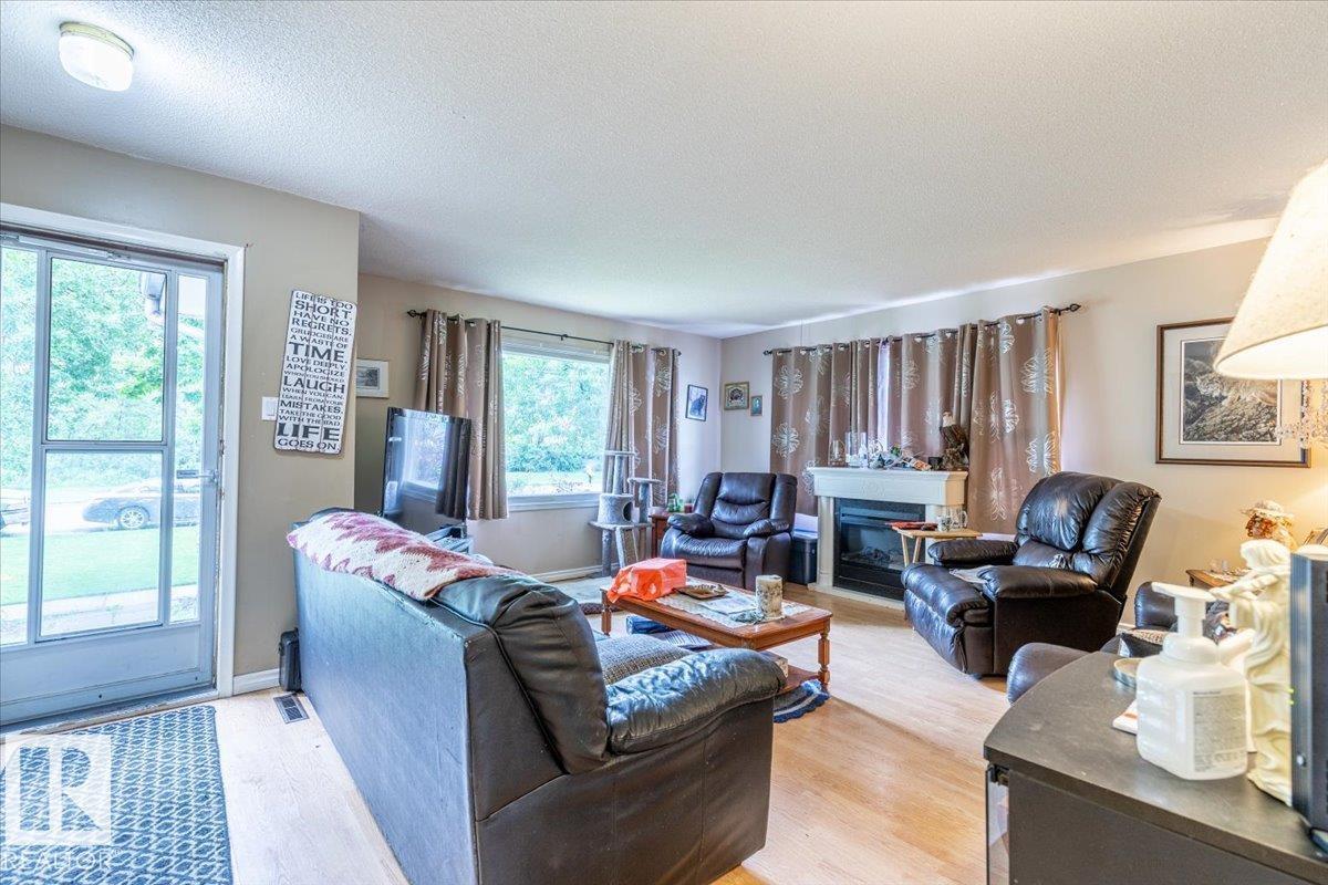 5116 52 St, Warburg, Alberta  T0C 2T0 - Photo 3 - E4469187