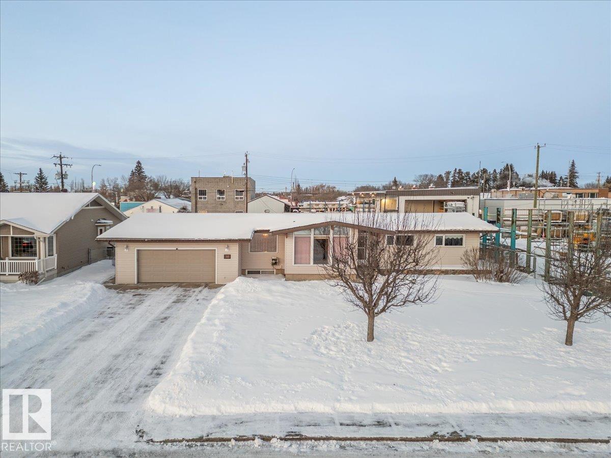 4910 49 Av, Calmar, Alberta  T0C 0V0 - Photo 1 - E4469240