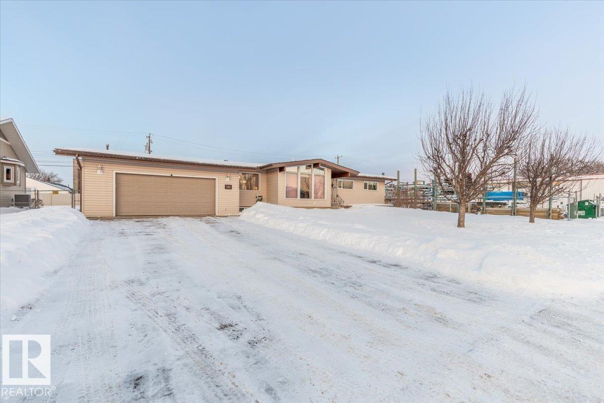 4910 49 Av, Calmar, Alberta  T0C 0V0 - Photo 2 - E4469240