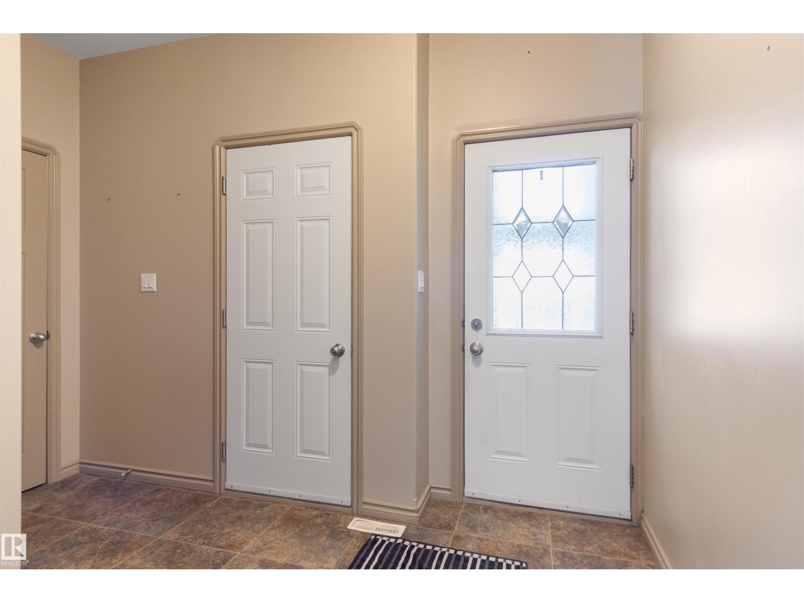 Unknown Address, ,    - Photo 5 - E4469625