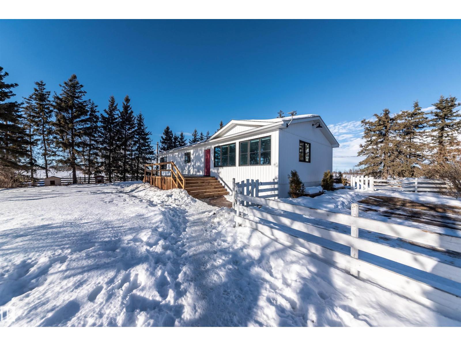 3307 Twp Road 564, Rural Lac Ste. Anne County, Alberta  T0E 1A0 - Photo 3 - E4469838