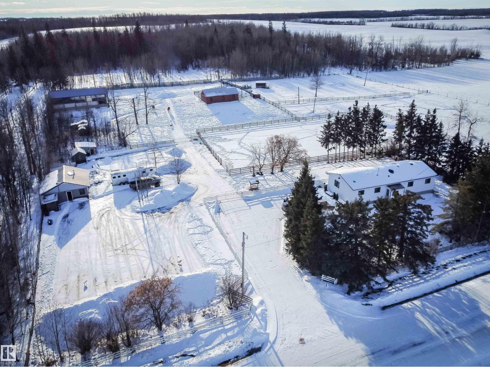 3307 Twp Road 564, Rural Lac Ste. Anne County, Alberta  T0E 1A0 - Photo 37 - E4469838