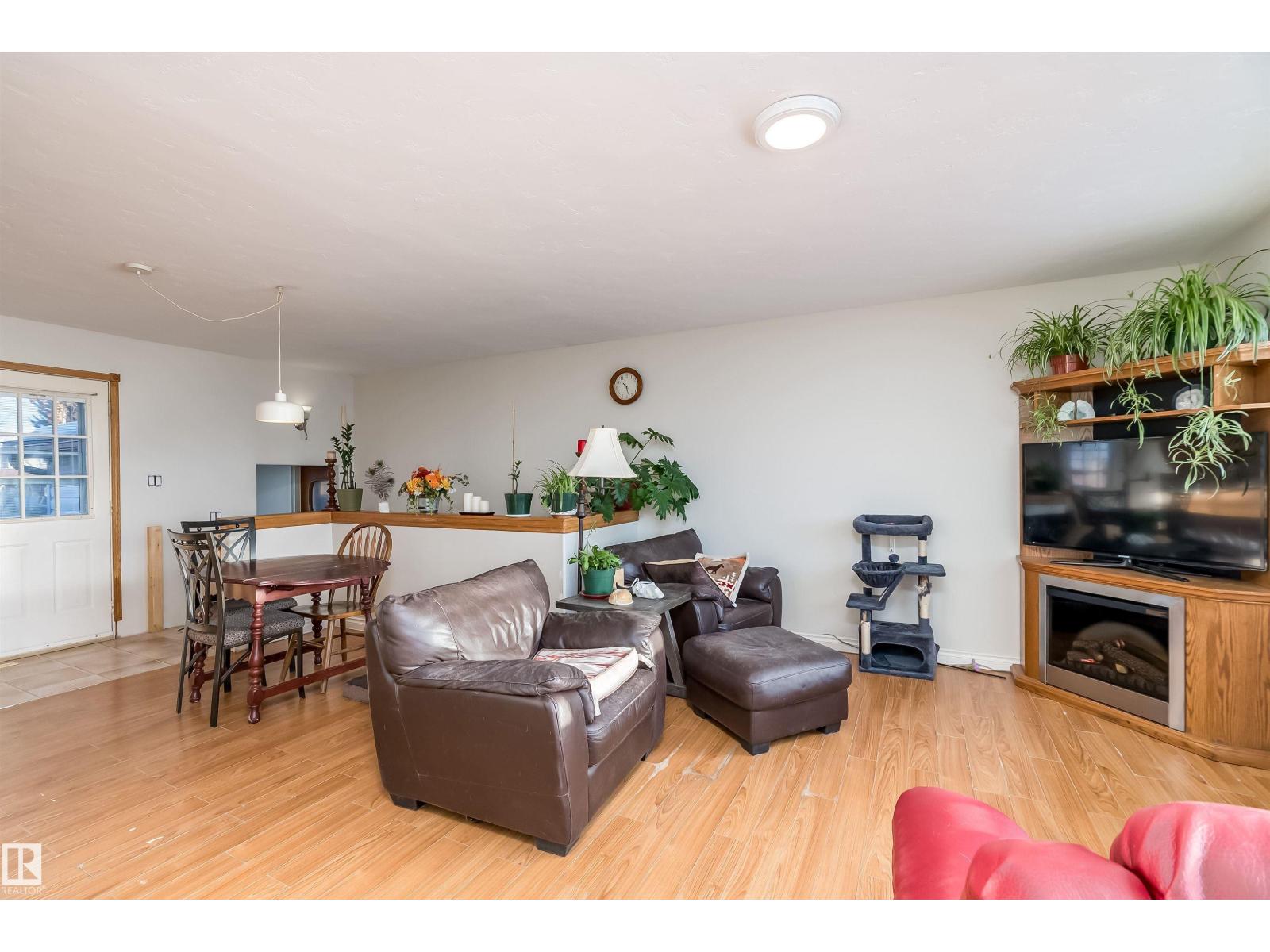 5132 49 Av, Onoway, Alberta  T0E 1V0 - Photo 4 - E4470004