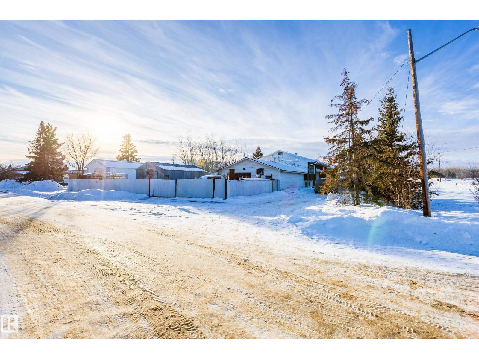 8 Fourth St, Duffield, Alberta  T0E 0N0 - Photo 40 - E4470007