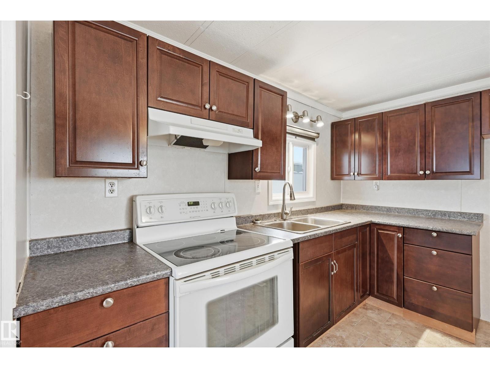 5132 50 St, Onoway, Alberta  T0E 1V0 - Photo 11 - E4470034