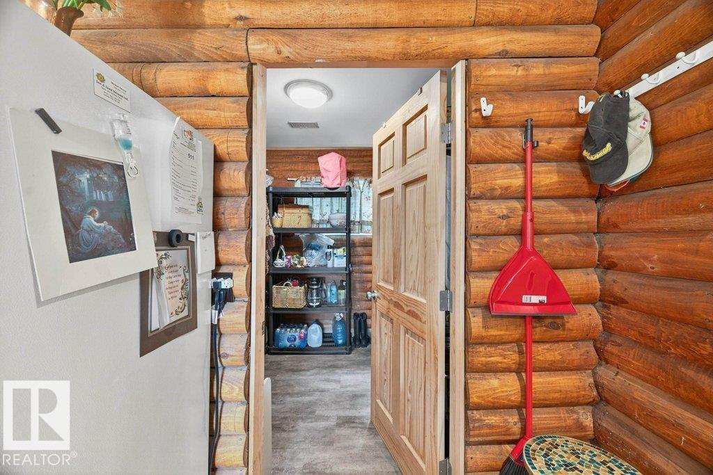 287 Lakeshore Dr, Rural Lac Ste. Anne County, Alberta  T0E 1V0 - Photo 17 - E4470186