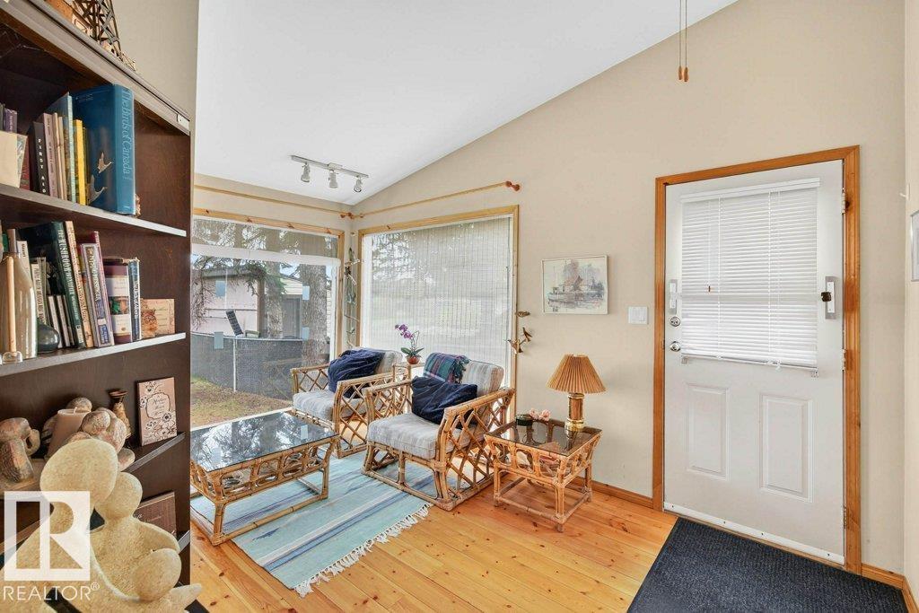 287 Lakeshore Dr, Rural Lac Ste. Anne County, Alberta  T0E 1V0 - Photo 18 - E4470186