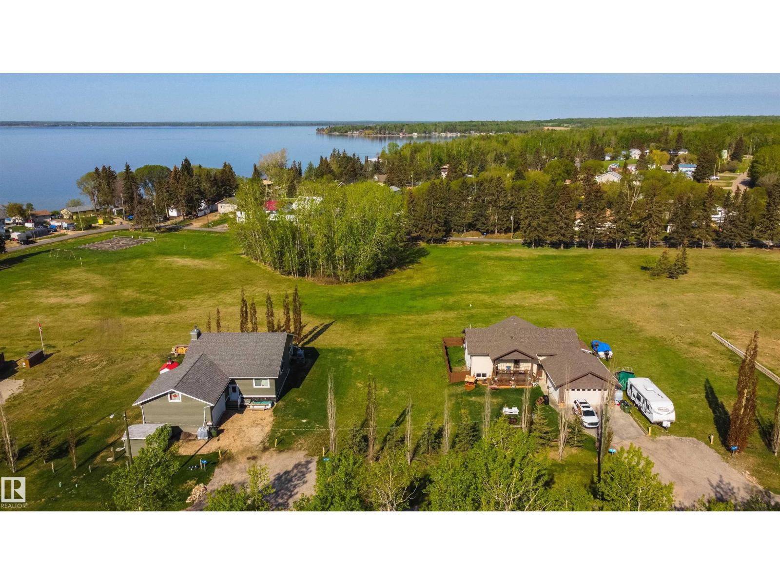 106 1 St, Rural Lac Ste. Anne County, Alberta T0E 1A0 - Photo 1 - E4470450