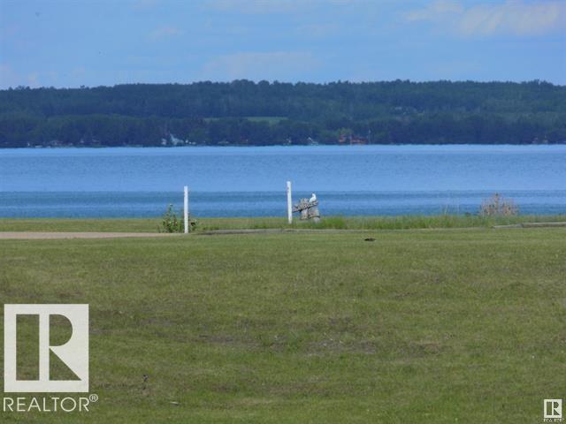 2 Sunset Harbour, Rural Wetaskiwin County, Alberta  T0C 2V0 - Photo 3 - E4470490