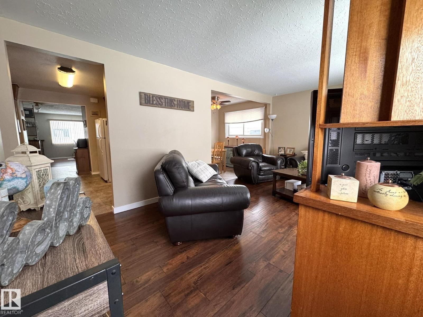 4732 48 Avenue, Drayton Valley, Alberta  T7A 1H9 - Photo 3 - E4471080