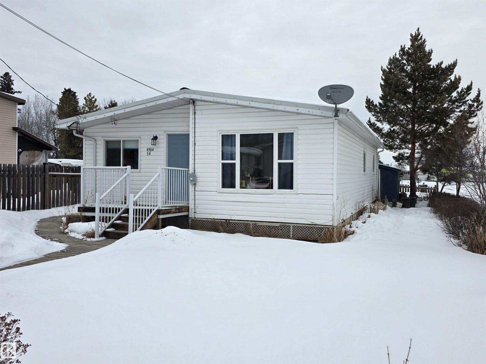 4904 54 Av, Wildwood, Alberta  T0E 2M0 - Photo 1 - E4471435