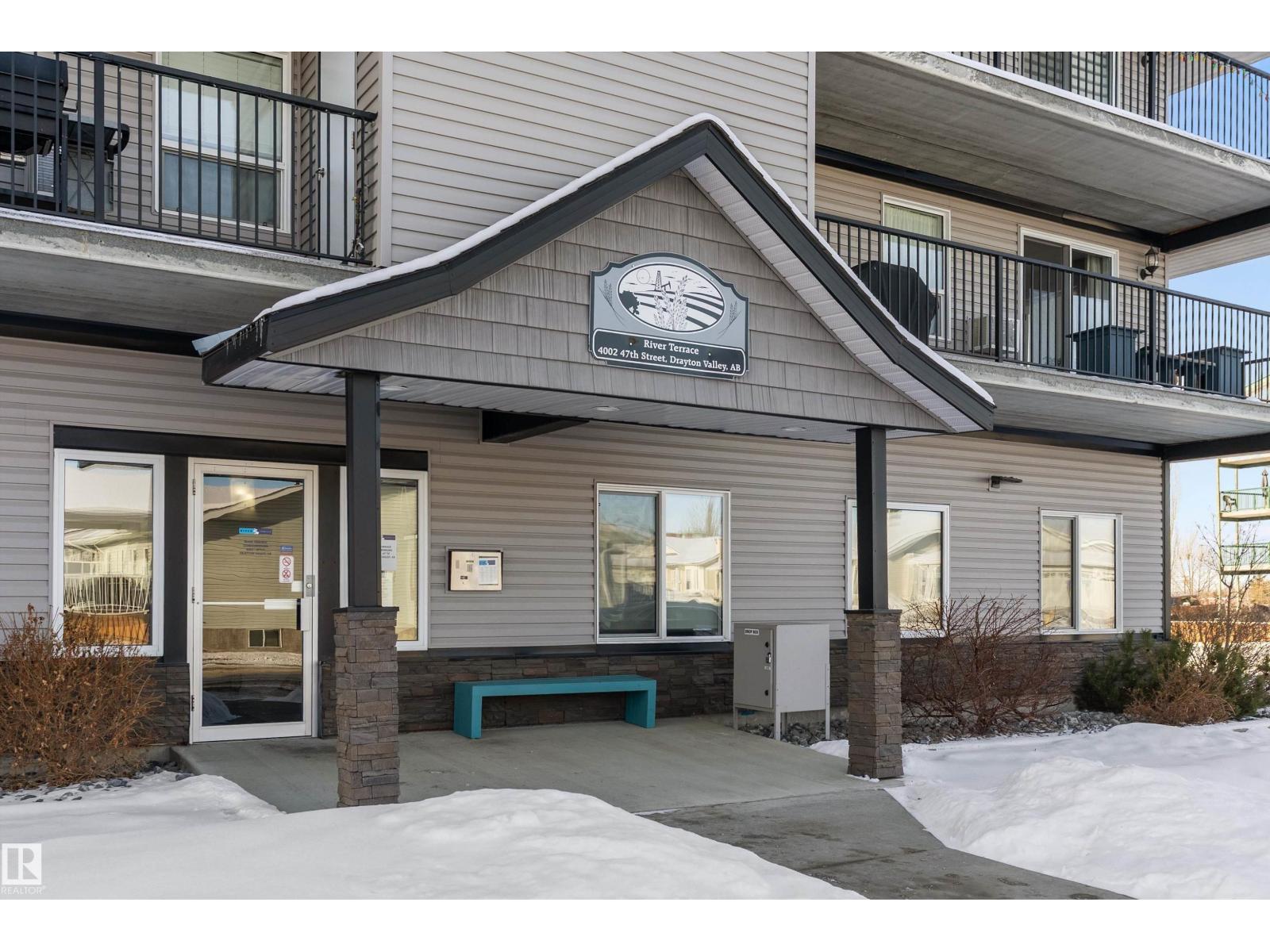 #206 4002 47 St, Drayton Valley, Alberta  T7A 0A2 - Photo 1 - E4471543