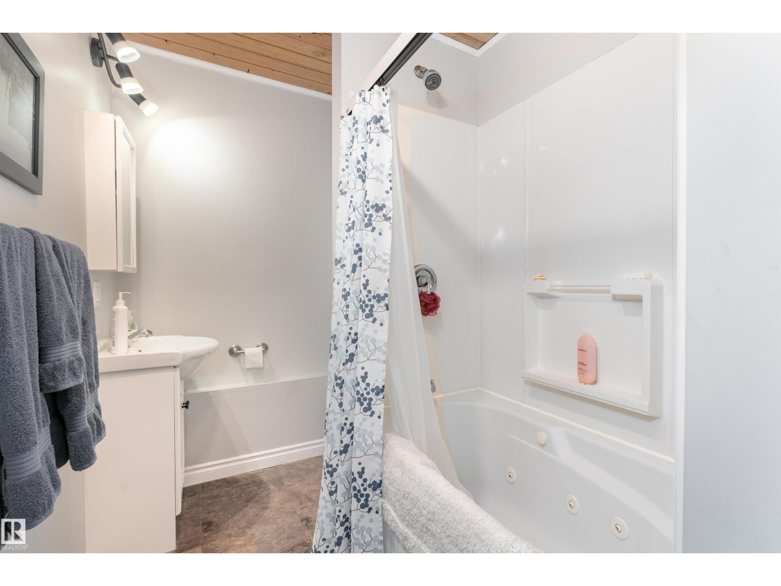 4719 52a St, Rural Lac Ste. Anne County, Alberta  T0E 0A0 - Photo 22 - E4471617