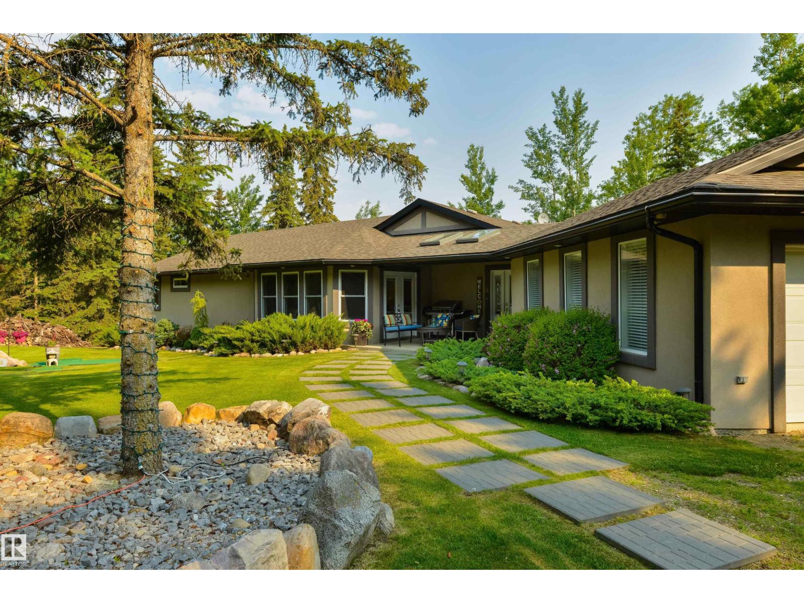 #18 2120 Twp Road 565, Rural Lac Ste. Anne County, Alberta  T0E 1V0 - Photo 2 - E4471683