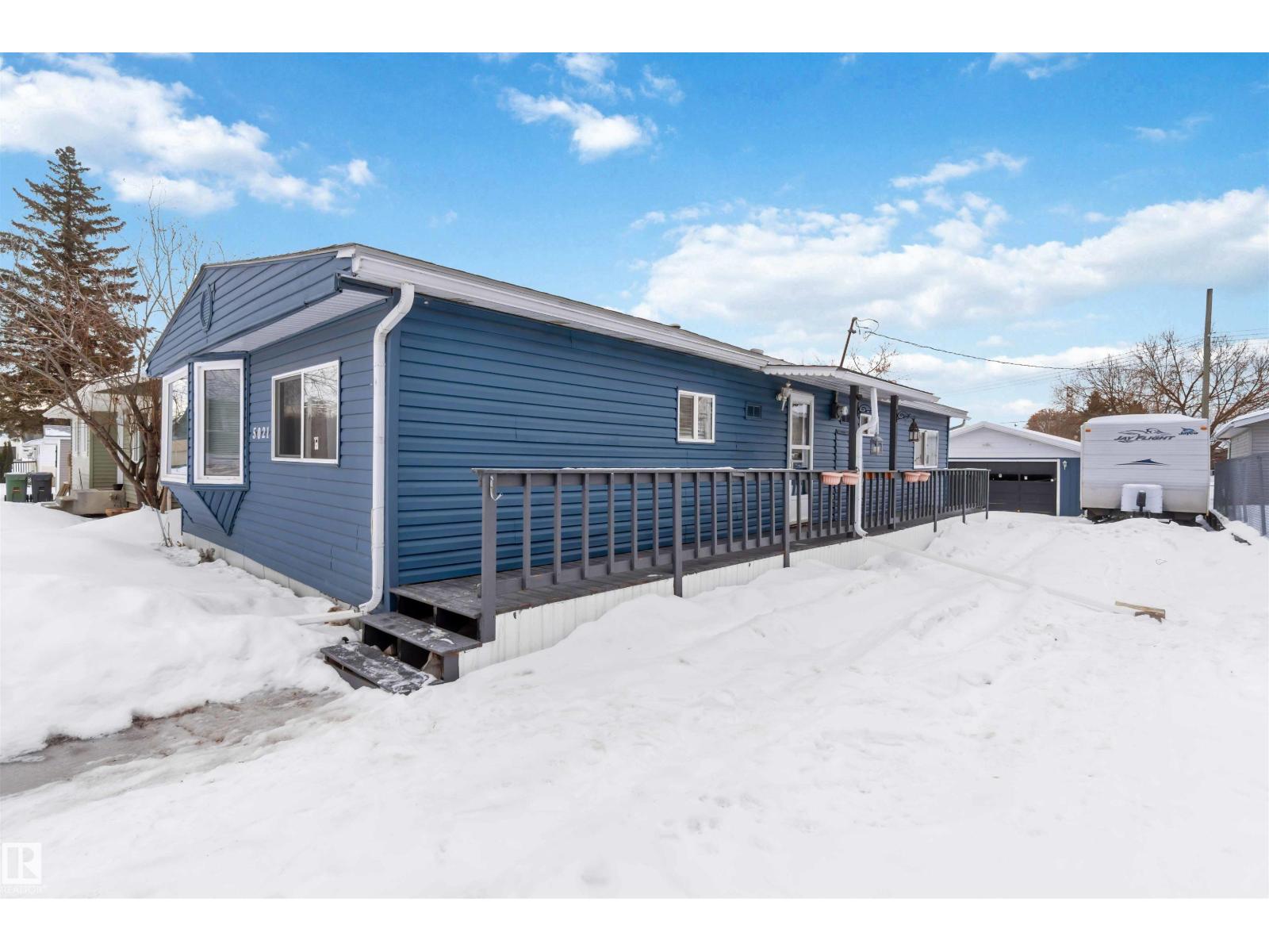 5021 53 Av, Wabamun, Alberta T0E 2K0 - Photo 2 - E4471734