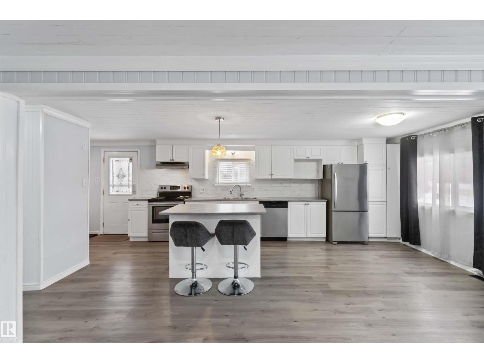 5021 53 Av, Wabamun, Alberta T0E 2K0 - Photo 4 - E4471734