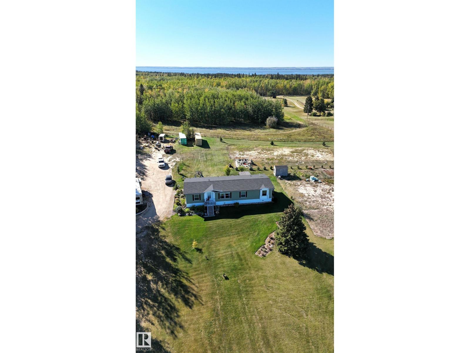 201 Glenhaven Cr, Rural Wetaskiwin County, Alberta  T0C 2C0 - Photo 1 - E4471753