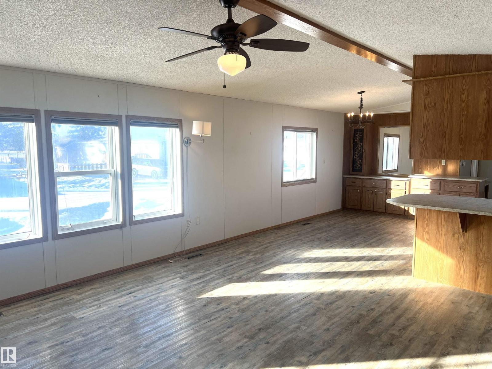 72 4819 51 Av Ne, Millet, Alberta  T0C 1Z0 - Photo 4 - E4472105