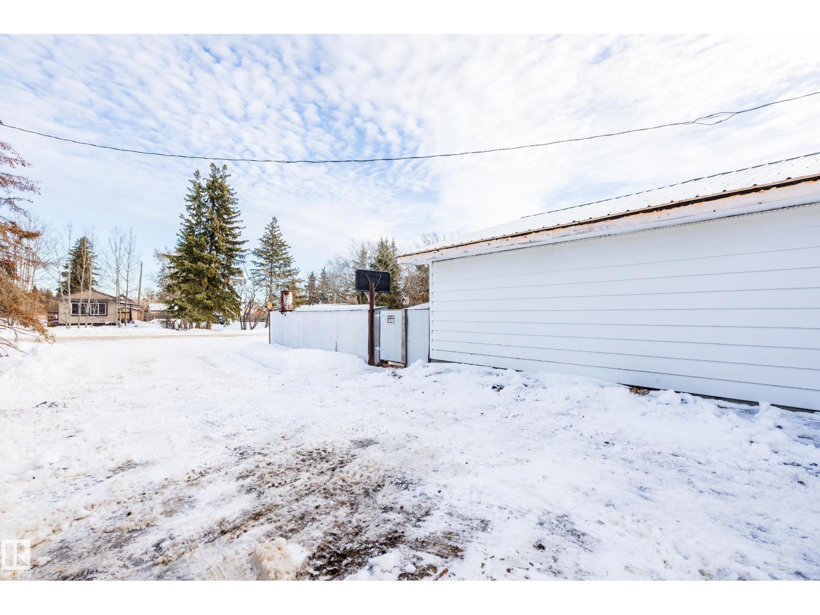 8 Fourth St, Duffield, Alberta  T0E 0N0 - Photo 53 - E4472141