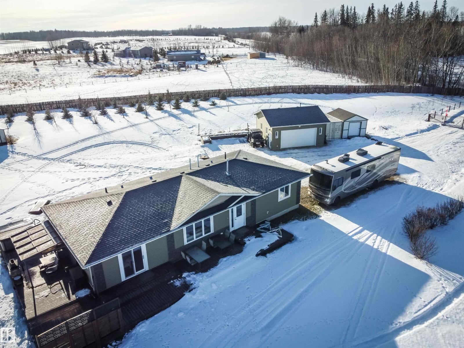 54101 Rge Road 35, Rural Lac Ste. Anne County, Alberta  T0E 0A0 - Photo 3 - E4472185