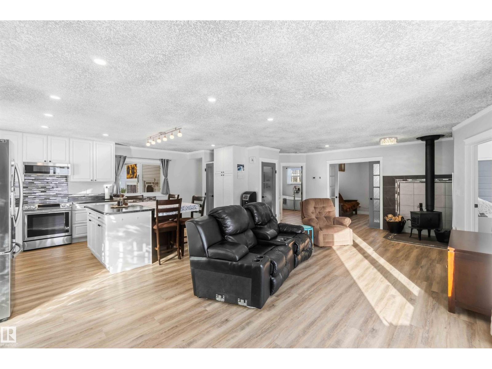 460041 Range Road 41, Rural Wetaskiwin County, Alberta  T0C 2X0 - Photo 5 - E4472424