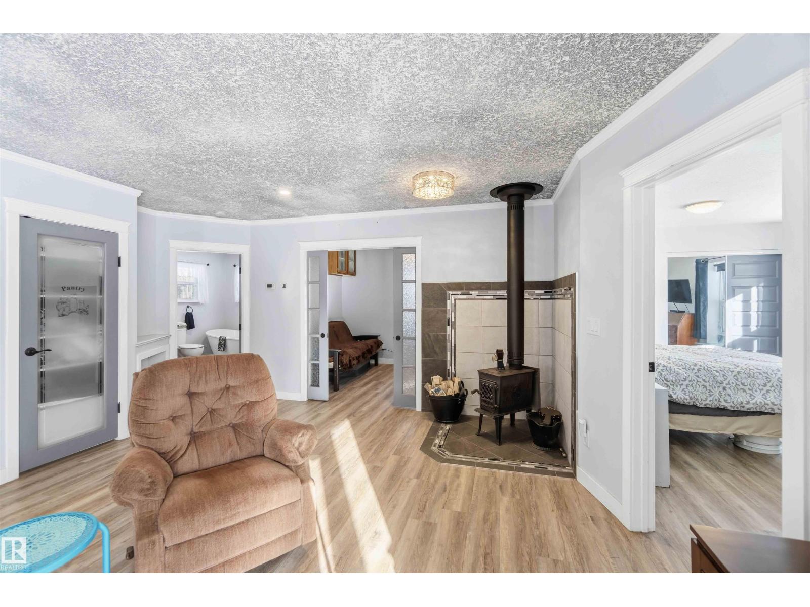 460041 Range Road 41, Rural Wetaskiwin County, Alberta  T0C 2X0 - Photo 8 - E4472424