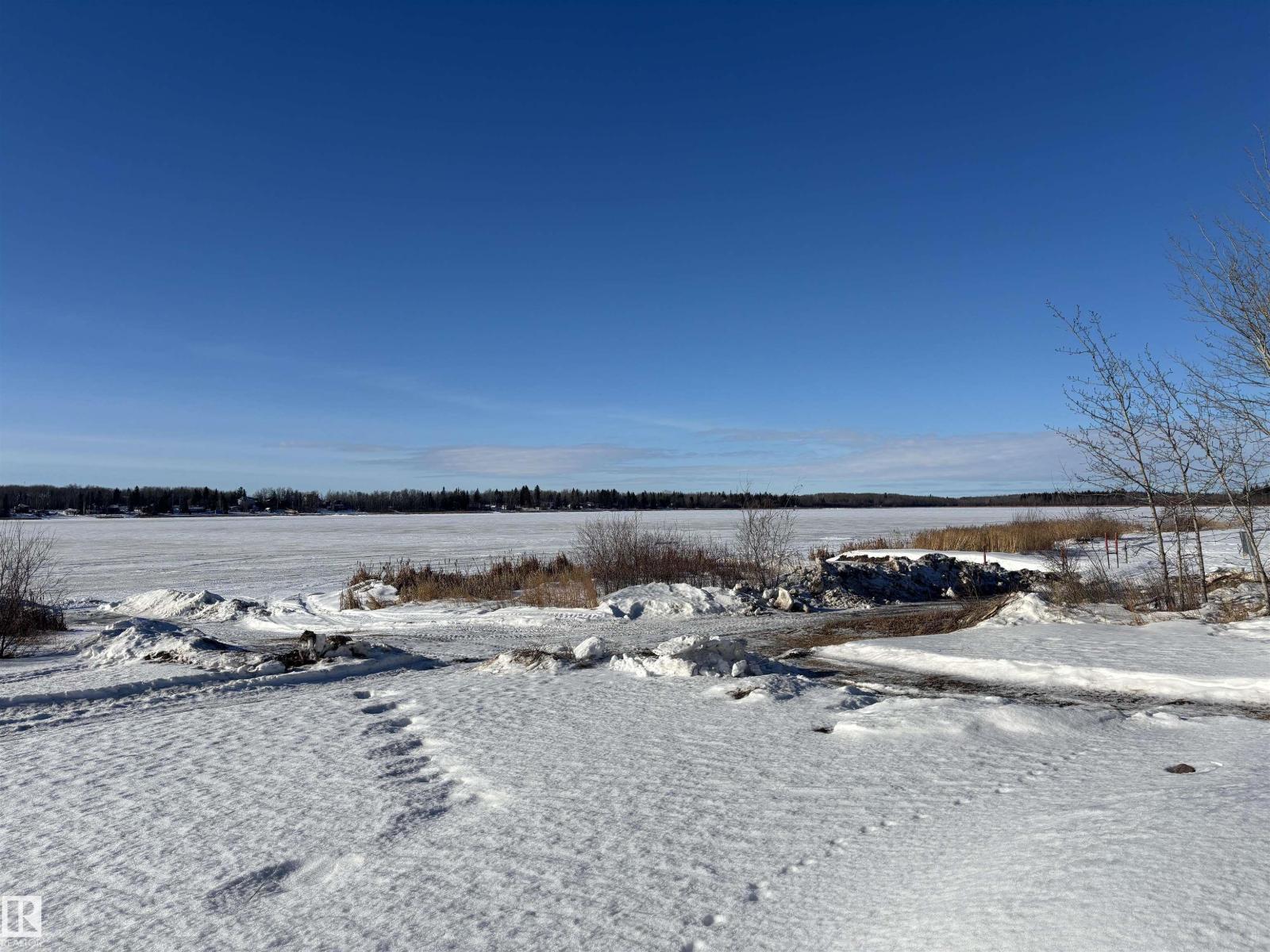 251 Lakeshore Dr, Rural Lac Ste. Anne County, Alberta  T0E 1V0 - Photo 22 - E4472497