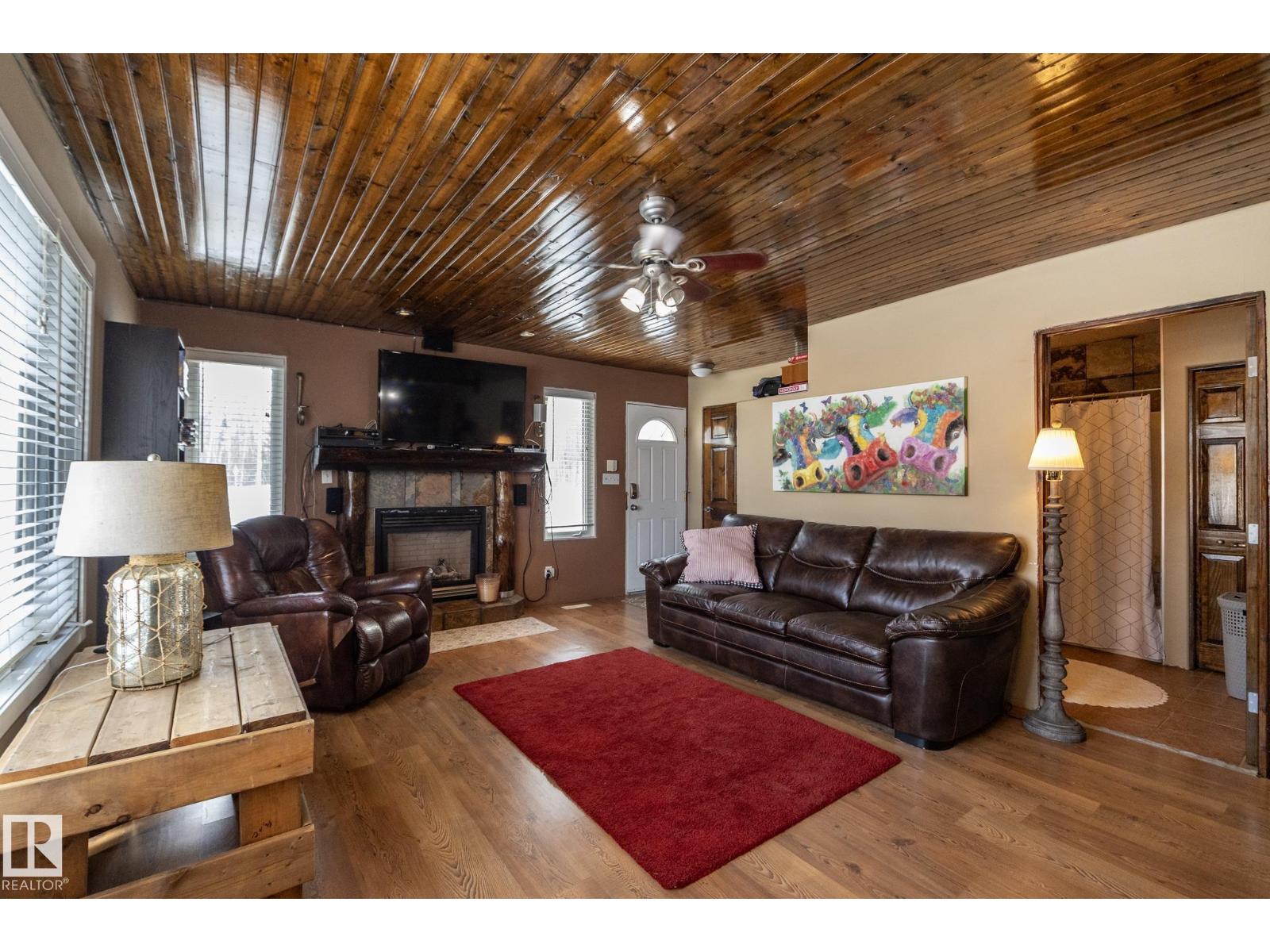 5596 Nakamun Dr, Rural Lac Ste. Anne County, Alberta  T0E 1V0 - Photo 19 - E4472635