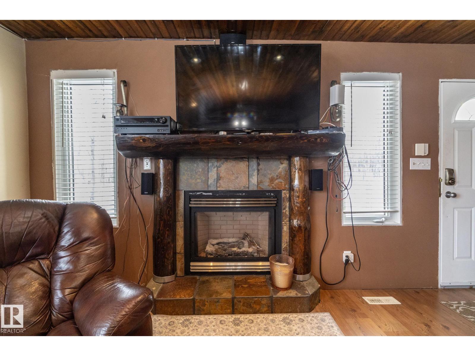 5596 Nakamun Dr, Rural Lac Ste. Anne County, Alberta  T0E 1V0 - Photo 25 - E4472635