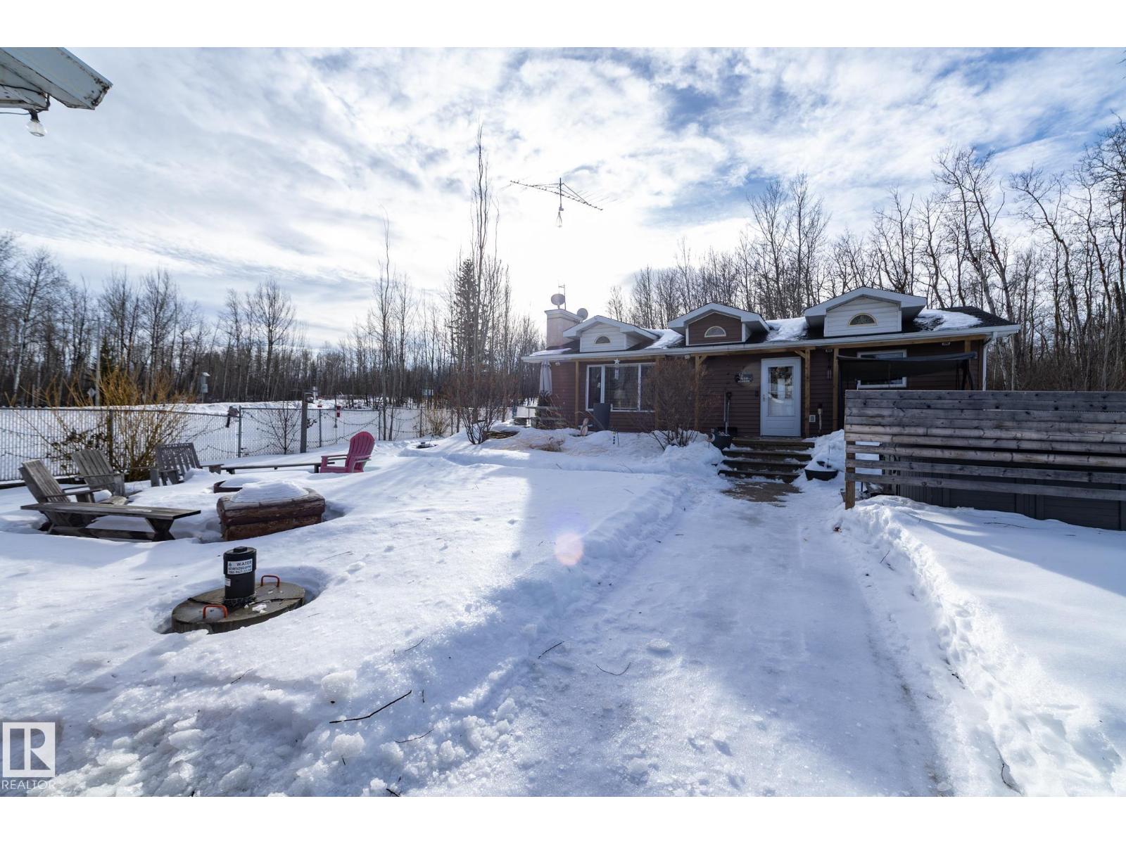 5596 Nakamun Dr, Rural Lac Ste. Anne County, Alberta  T0E 1V0 - Photo 4 - E4472635