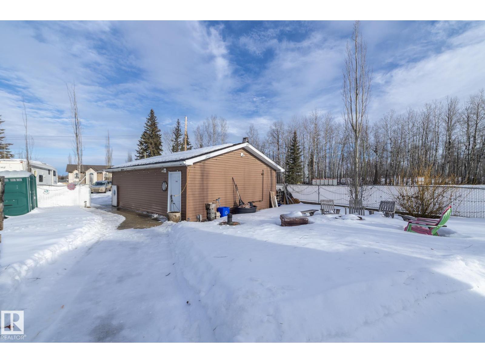 5596 Nakamun Dr, Rural Lac Ste. Anne County, Alberta  T0E 1V0 - Photo 5 - E4472635