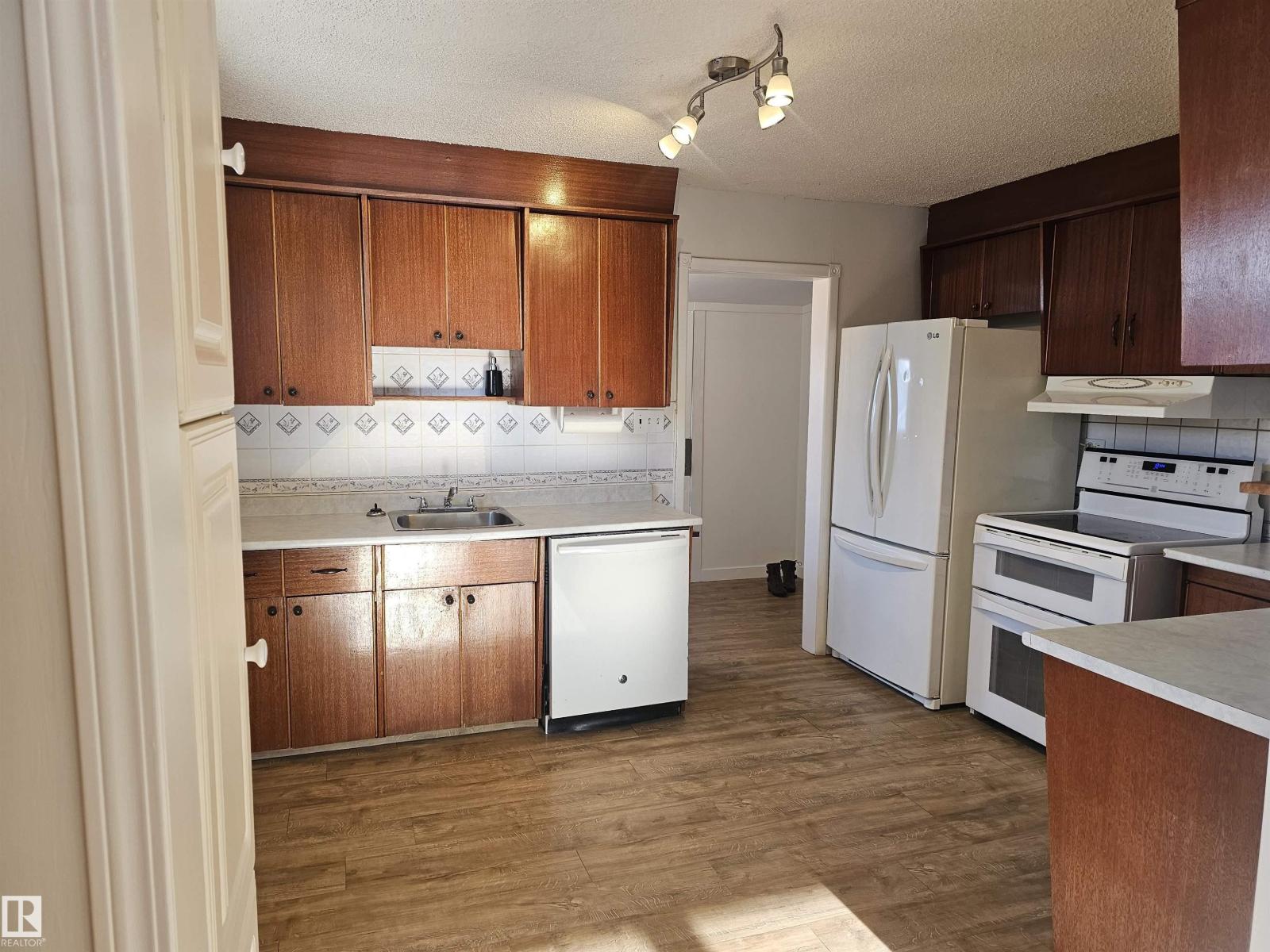 4723 44 St, Rural Lac Ste. Anne County, Alberta  T0E 0A0 - Photo 4 - E4472785