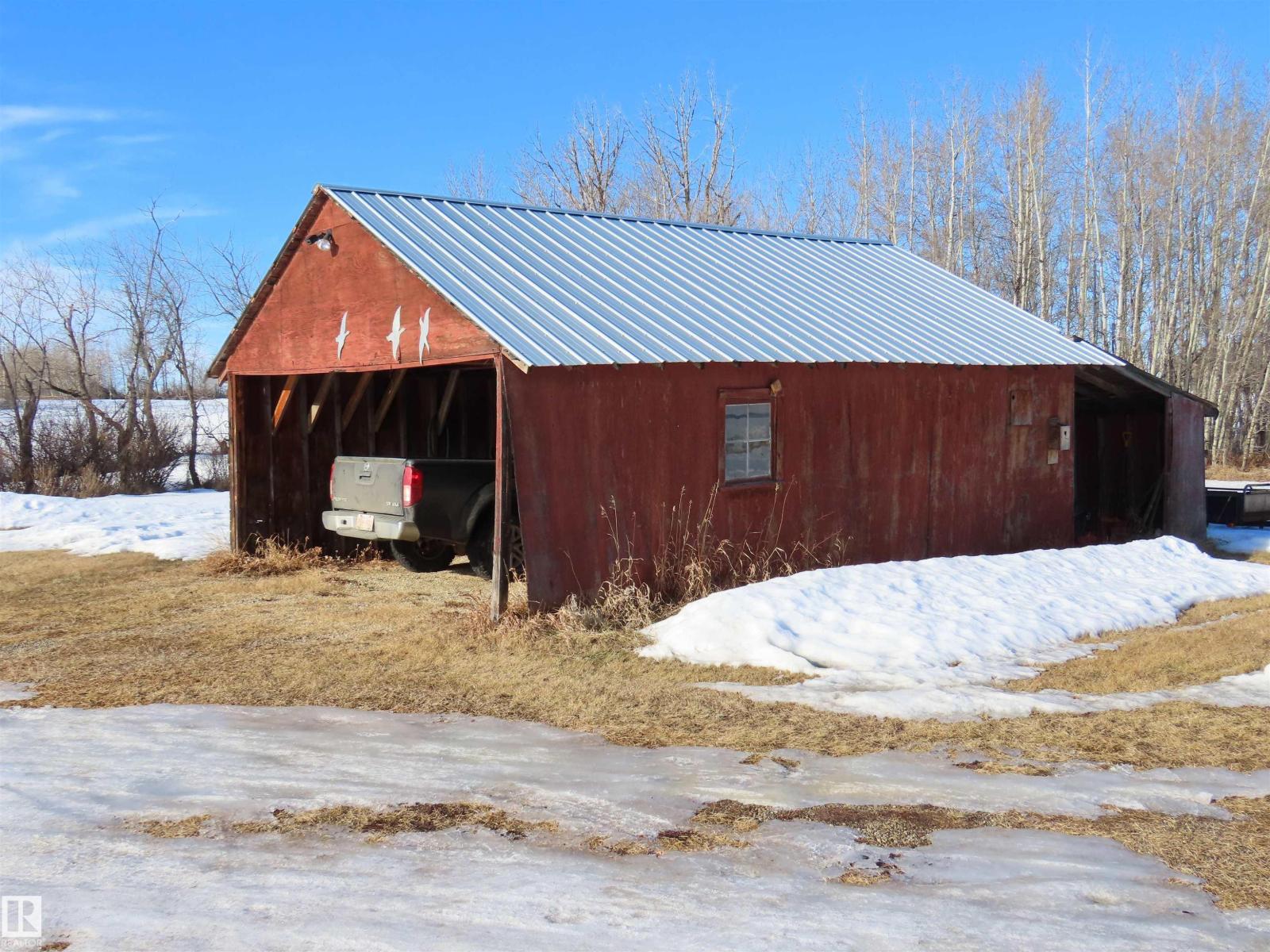 57117 Highway 757, Rural Lac Ste. Anne County, Alberta  T0E 2A0 - Photo 11 - E4473171