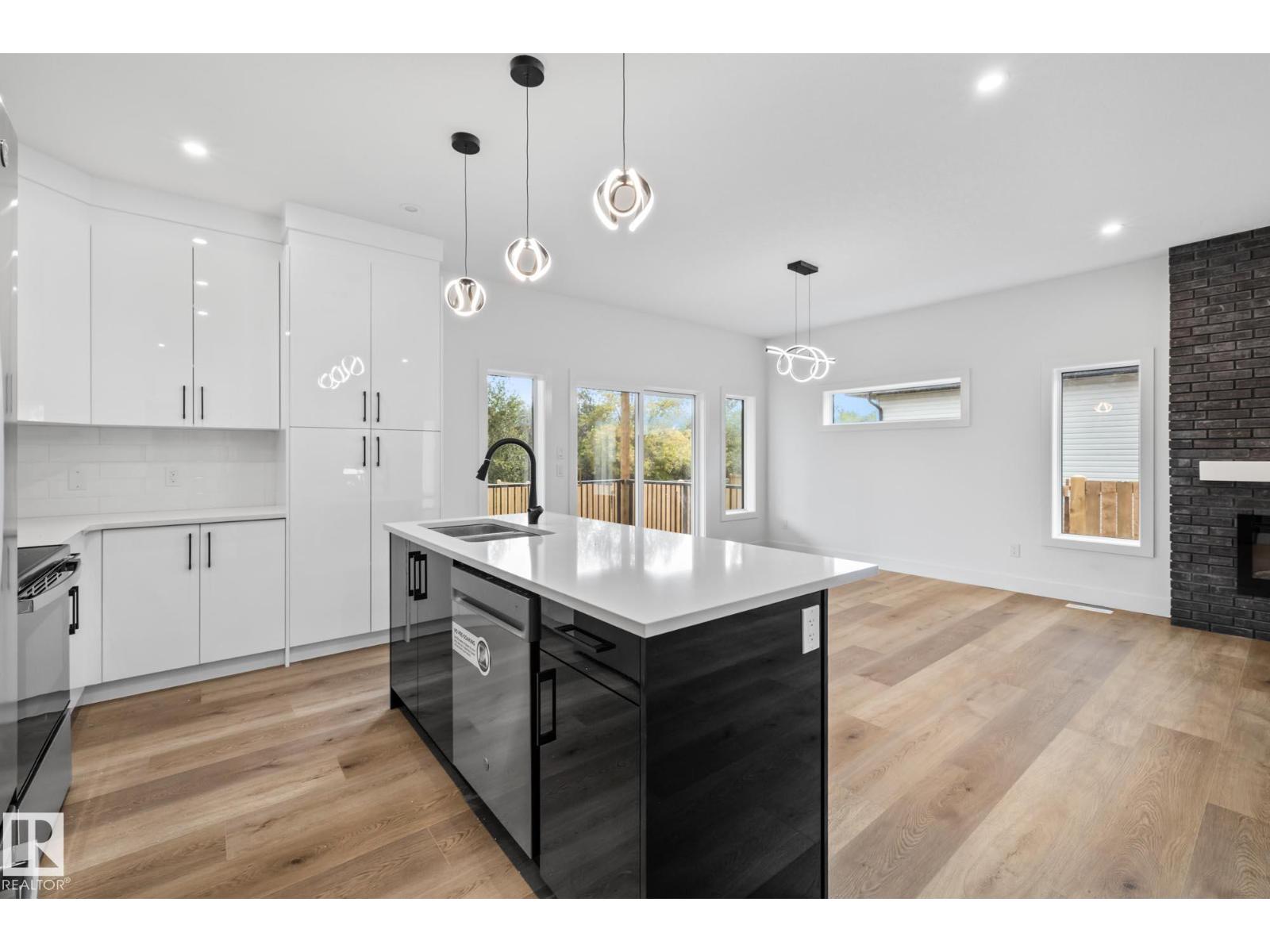 5213 55 Street, Wabamun, Alberta  T0E 2K0 - Photo 4 - E4473516