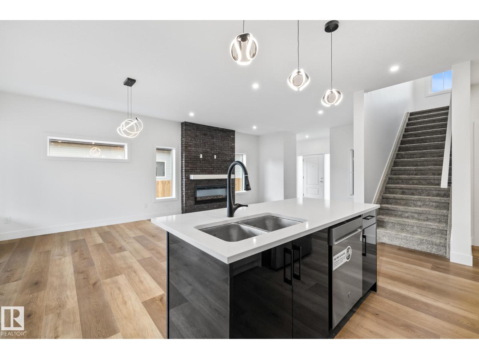 5213 55 Street, Wabamun, Alberta  T0E 2K0 - Photo 5 - E4473516