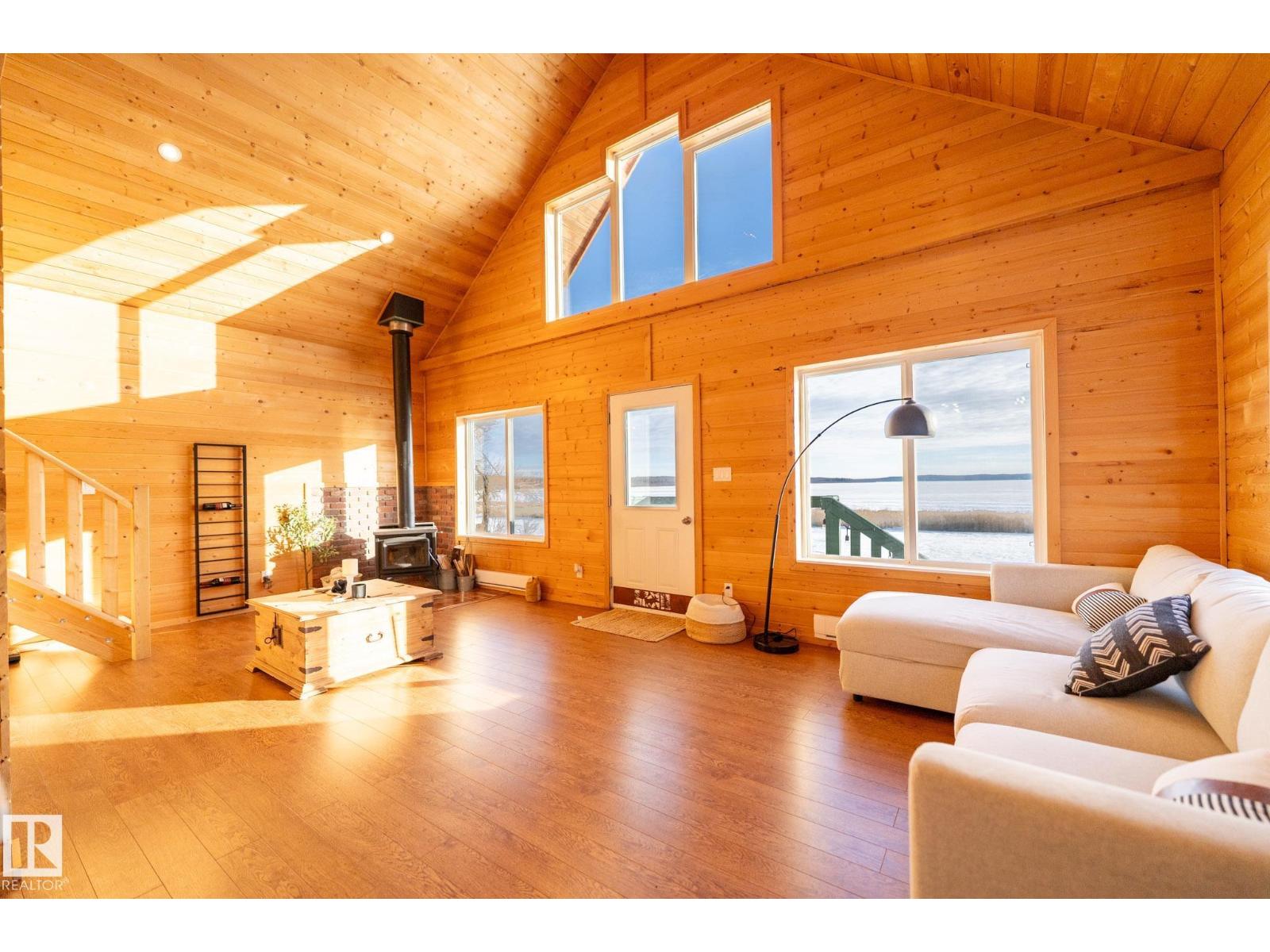 51 Lakeshore Dr, Rural Lac Ste. Anne County, Alberta  T0E 1V0 - Photo 1 - E4473599