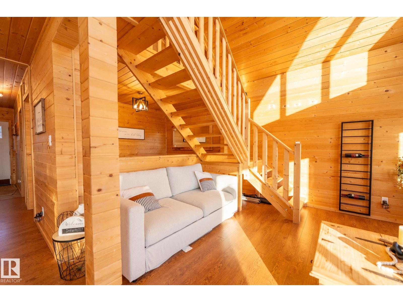 51 Lakeshore Dr, Rural Lac Ste. Anne County, Alberta  T0E 1V0 - Photo 10 - E4473599