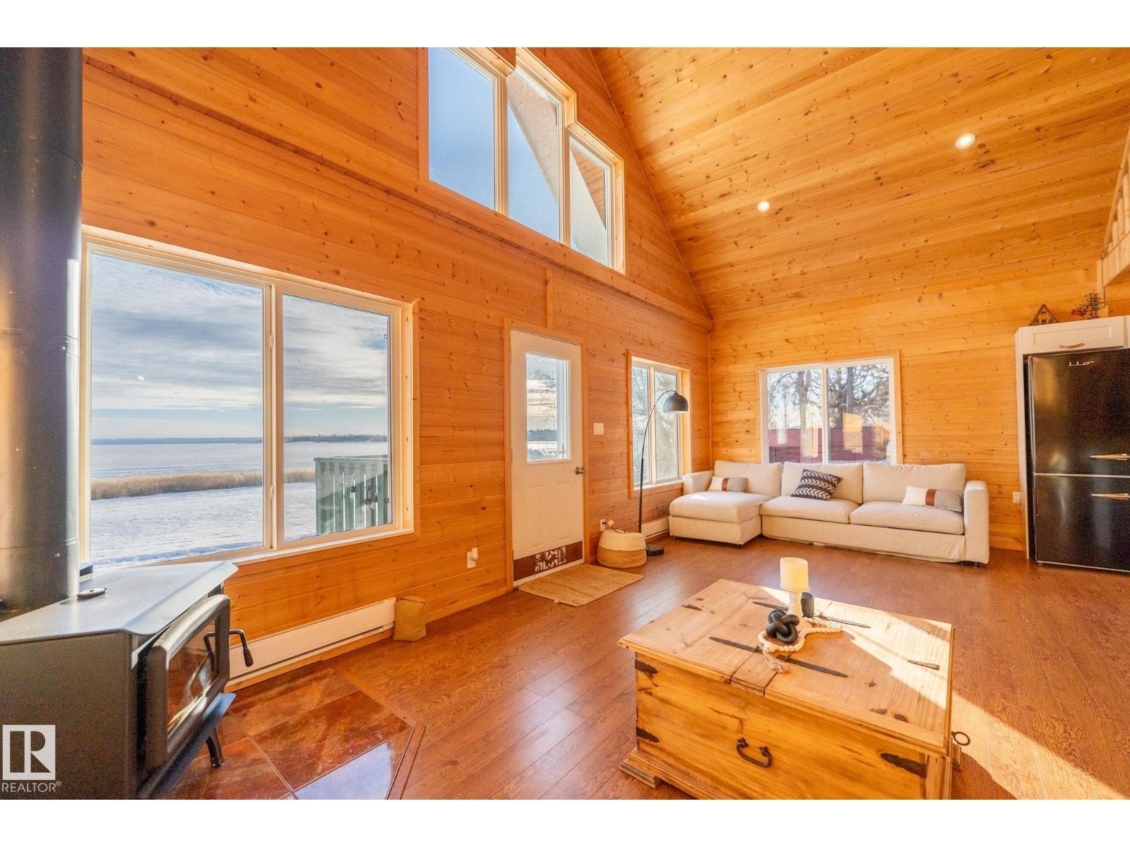 51 Lakeshore Dr, Rural Lac Ste. Anne County, Alberta  T0E 1V0 - Photo 3 - E4473599