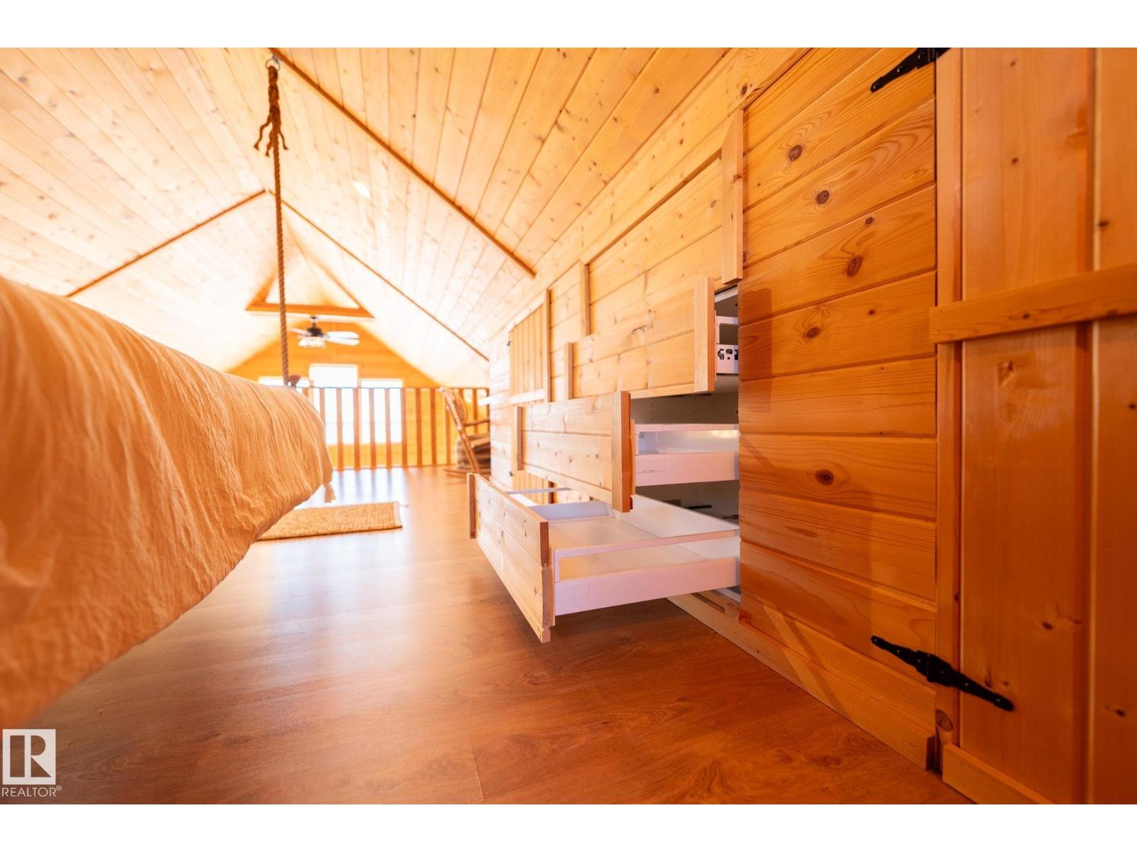 51 Lakeshore Dr, Rural Lac Ste. Anne County, Alberta  T0E 1V0 - Photo 30 - E4473599