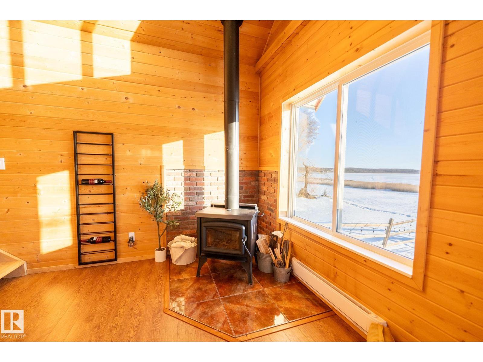 51 Lakeshore Dr, Rural Lac Ste. Anne County, Alberta  T0E 1V0 - Photo 34 - E4473599