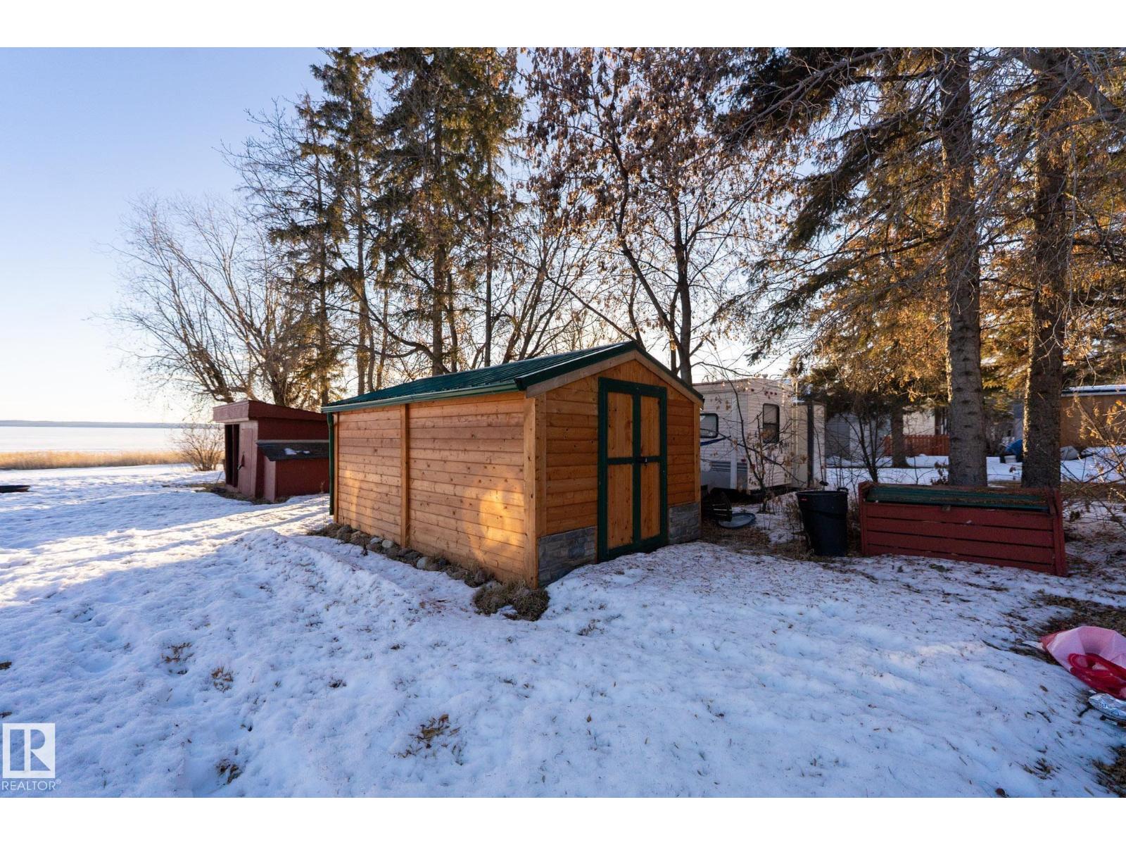 51 Lakeshore Dr, Rural Lac Ste. Anne County, Alberta  T0E 1V0 - Photo 43 - E4473599
