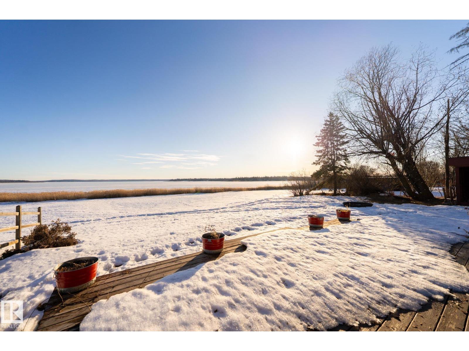 51 Lakeshore Dr, Rural Lac Ste. Anne County, Alberta  T0E 1V0 - Photo 44 - E4473599